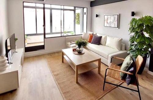 El Molinillo Apartment | Elegant San Bartolomé Apartment with Ocean Views & More