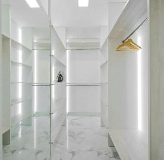 Obolon' Apartment | Elegant 3-Bedroom Apartment at Obolon Residents with Pool