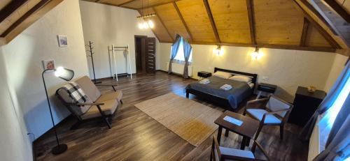 Skhidnytsya Hotel | Pet-Friendly Retreat at Рудий Лис – Guest Rated 9.8!