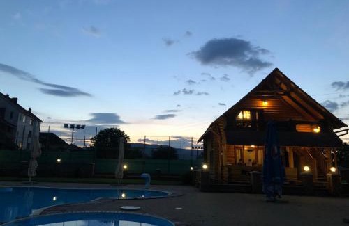 Svalyava Hotel | Discover Рутенія: Pet-Friendly Retreat with Ocean Views
