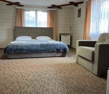 Snidavka House | Guest Rated: Садиба Анастасія - Child-Friendly Retreat