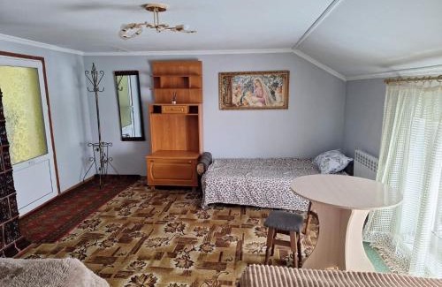Podobovets House | Discover Садиба "Барвінок": Family-Friendly Retreat