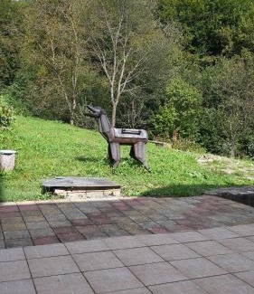 Perechin Villa | Pet-Friendly Retreat at Садиба в Бабаєво – Rated 9.3/10