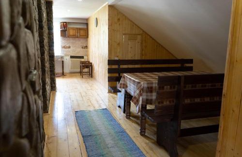 Skole House | Experience Comfort at Садиба в пані Рузі with Pool Access