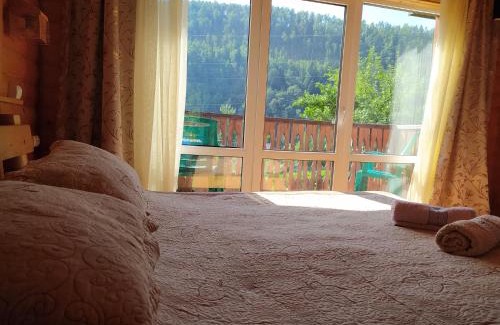Yaremche House | Experience the Elegance of Садиба Гуцулка Ксеня