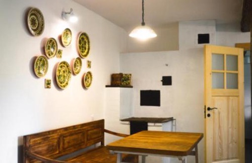 Urych House | Discover Садиба Злата хата: Pet-Friendly & Family Welcoming