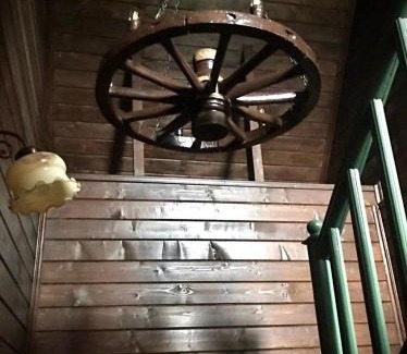 Transcarpathia House | Pet-Friendly Садиба Остра: Guest Rated 9.9/10 Stay