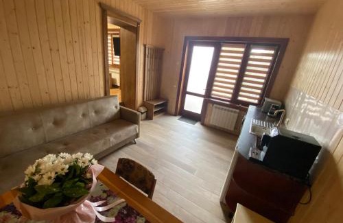 Holubyne Apartment | Enjoy Nature at Садиба У Дохтора in the Карпати