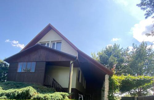 Volyn Oblast House | Charming Stay at Садиба у Дяді Міши with Ocean Views