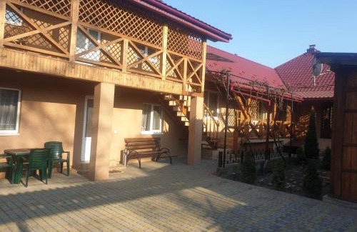 Svalyava Hotel | Child-Friendly U Yuliyi: Guest Rated 10/10 Experience