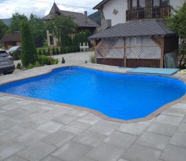 Mykulychyn House | Discover Садиба Янчар: Family-Friendly Poolside Retreat