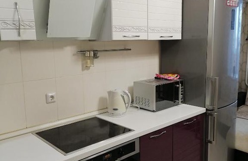 Tyumen Apartment | Top-Rated Самарцева дом 3 with Wheelchair Accessibility