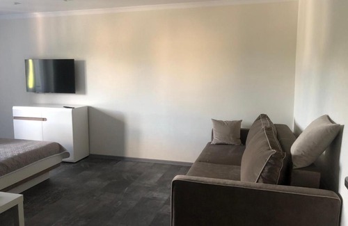 Kaliningrad Apartment | Central Location & Pet Friendly with a Perfect 10/10 Score!