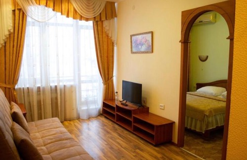 Kirovskiy Rayon Resort | Relaxing Getaway at Санаторий АЛМЕД with Pool & Hot Tub