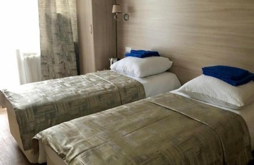 Kirovskiy Rayon Resort | Relaxing Getaway at Санаторий АЛМЕД with Pool & Hot Tub