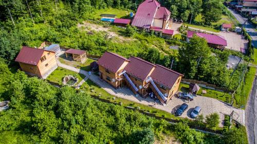 Transcarpathia House | Oceanfront Retreat at Санаторий "Синяк" - Guest Rated 8.6