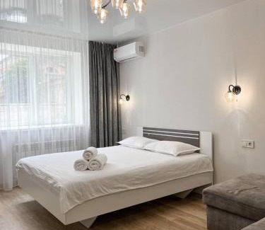 Sukhinovka Apartment | Bright Apartments in the Heart Near Korpusny Park - HELEN Network
