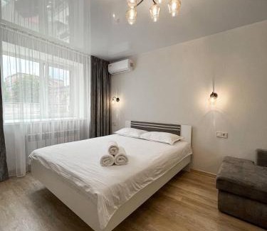 Sukhinovka Apartment | Bright Apartments in the Heart Near Korpusny Park - HELEN Network