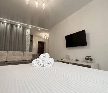 Sukhinovka Apartment | Bright Apartments in the Heart Near Korpusny Park - HELEN Network