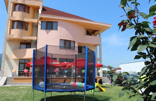 Lyaskovo Hotel | Family Hotel Dani: Guest Rated 10/10 with Breakfast Included