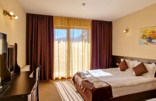 Dobrinishte Hotel | Family-Friendly Hotel Света Марина with Hot Tub & Breakfast
