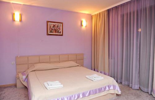 Sandanski Hotel | Family Hotel Sokol: Top Rated Stay with Hot Tub & Dining