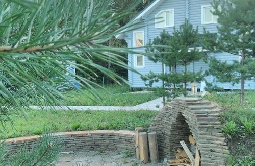 Golovteyevo Hotel | Family Retreat "Melody of the Forest" with Hot Tub & Kitchen