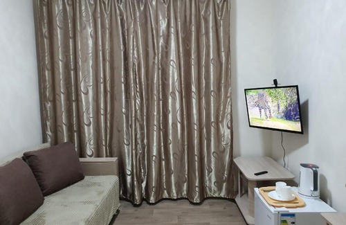Ufa Apartment | Family Retreat with Kitchen & Guest Rated 9/10