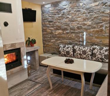 Debnevo House | Discover Симида 2: Family-Friendly Oasis with Pool