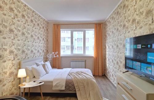 Sukhinovka Apartment | Discover Alex Apartments: Pet-Friendly Stays with 24/7 Check-In