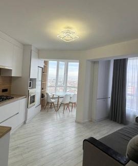 Chisinau Apartment | Discover Family-Friendly Sicily with Perfect 10 Reviews