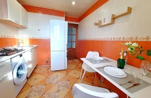 Sukhinovka Apartment | Welcoming Alex Apartments: Pet-Friendly Stay with 24/7 Access