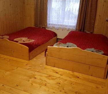 Mykulychyn House | Discover Смерека: Pet-Friendly Retreat with 9.3 Rating