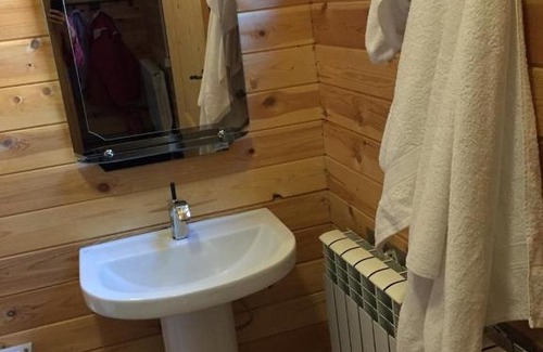 Terskol Cabin | Pet-Friendly Снежный Домик with Outstanding 9/10 Rating
