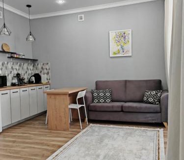 Yesil District Apartment | Sunny Apartment Near EXPO with Family-Friendly Amenities