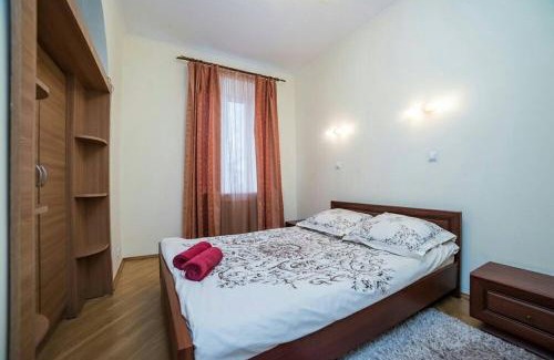 Verkhnie Misto Apartment | Sunny Apartments on Khreshchatyk – Guest Rated 9.7/10