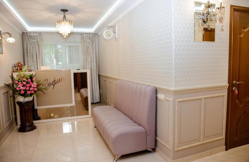 Mineralnye Vody Hotel | Pet-Friendly Sofia Hotel with Breakfast and Kitchen Access