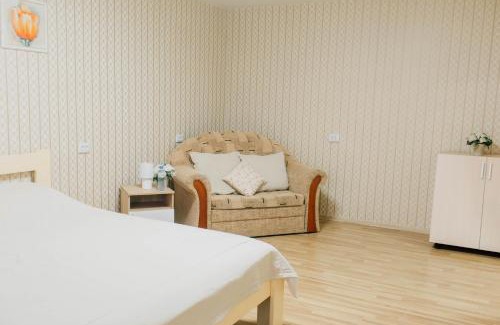 Berehove Apartment | Explore Standart: One-Bedroom Near the Pool, 9.7/10 Rated