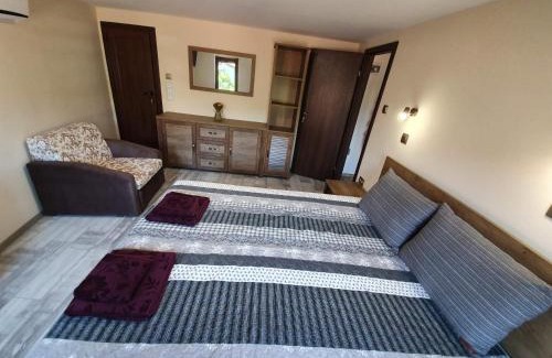 Elena Hotel | Guest Rooms at Elegance: Rated 9/10 and Family-Friendly
