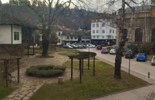 Gabrovo Apartment | Guest Rooms at Първи май: Family and Pet Friendly Stay