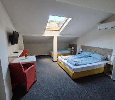 Gabrovo House | Family Rooms & Apartments at Стаи за Гости "ЦЕНТРАЛ"