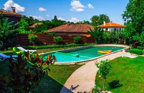 Sredets Villa | Unforgettable Stalyovata House with Ocean View & Pool