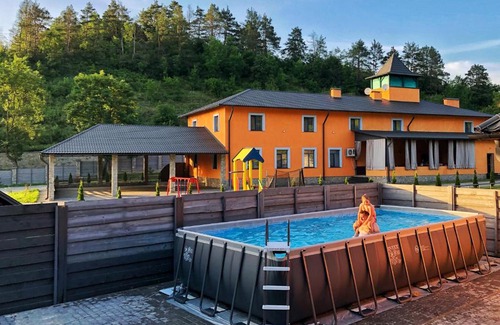 Zalissya Hotel | Experience Comfort at Старий Тудорів - 4-Star Getaway