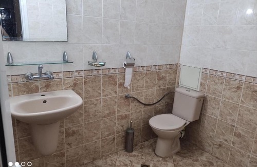 G.K. Bratya Miladinovi Apartment | Cozy Guest Room in Burgas - Family-Friendly Comfort