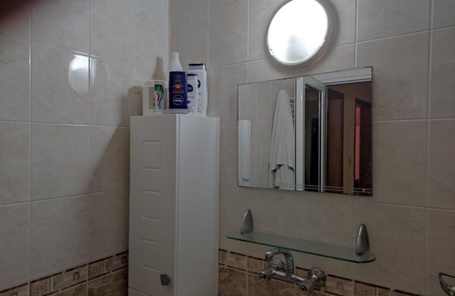 G.K. Bratya Miladinovi Apartment | Cozy Guest Room in Burgas - Family-Friendly Comfort