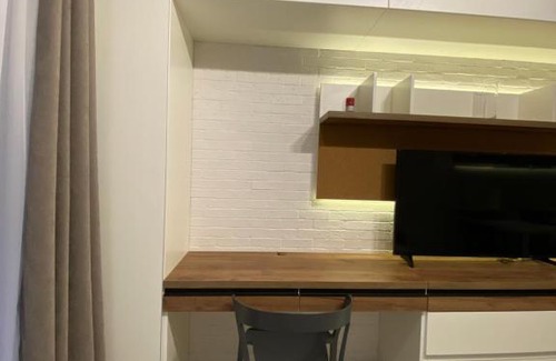 Holosiivskyj Apartment | Stylish Compact Apartment with Breakfast - Rated 9.6/10
