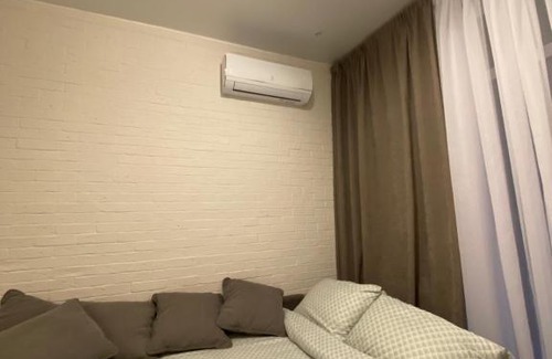 Holosiivskyj Apartment | Stylish Compact Apartment with Breakfast - Rated 9.6/10
