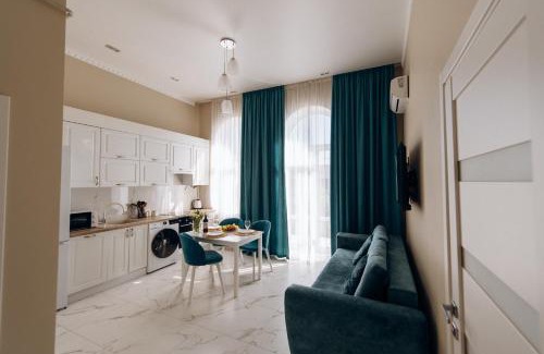Ternopil Apartment | Modern Apartment in the Heart of the City - Family Friendly