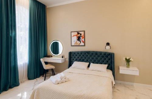 Ternopil Apartment | Modern Apartment in the Heart of the City - Family Friendly