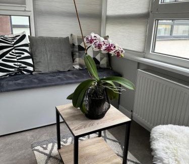 Ternopil Apartment | Stylish Apartment in Ternopil - Rated 9.7/10, Family-Friendly